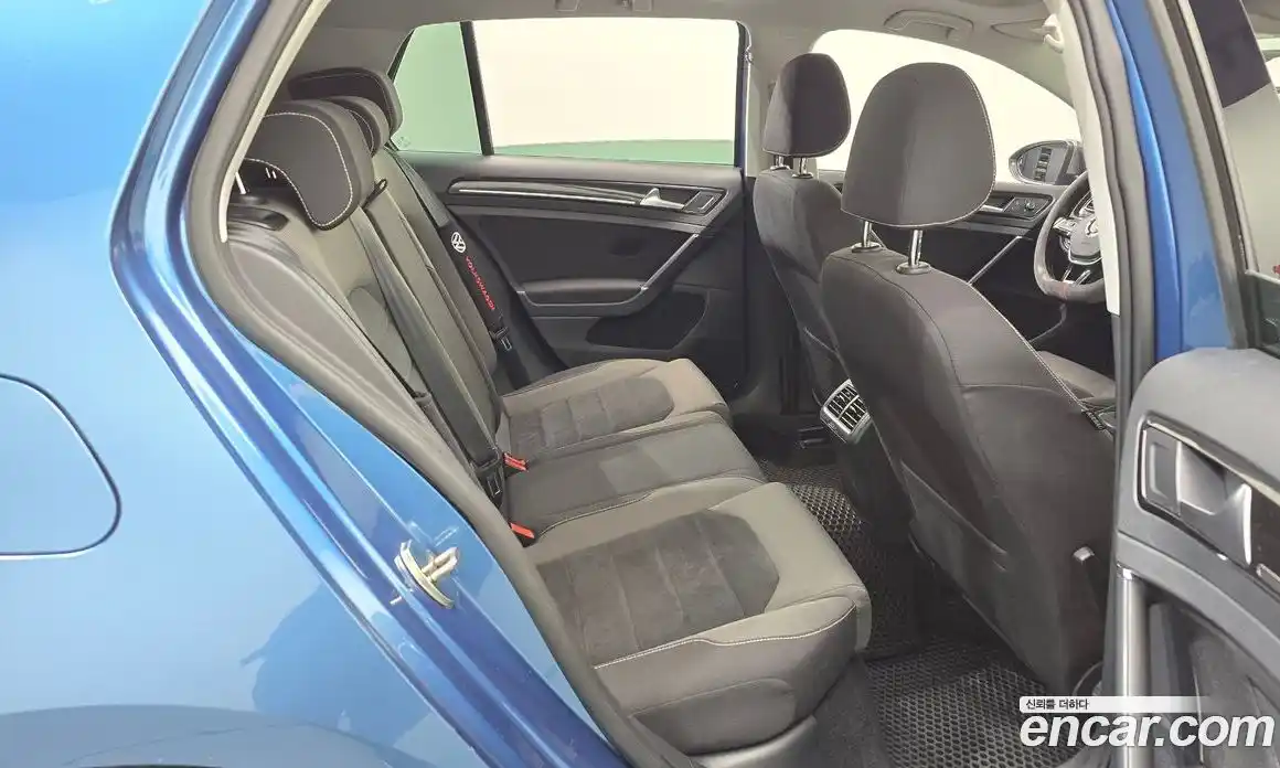 Volkswagen Golf 2015 2.0 Автомат в Москве № 168952, фото 10