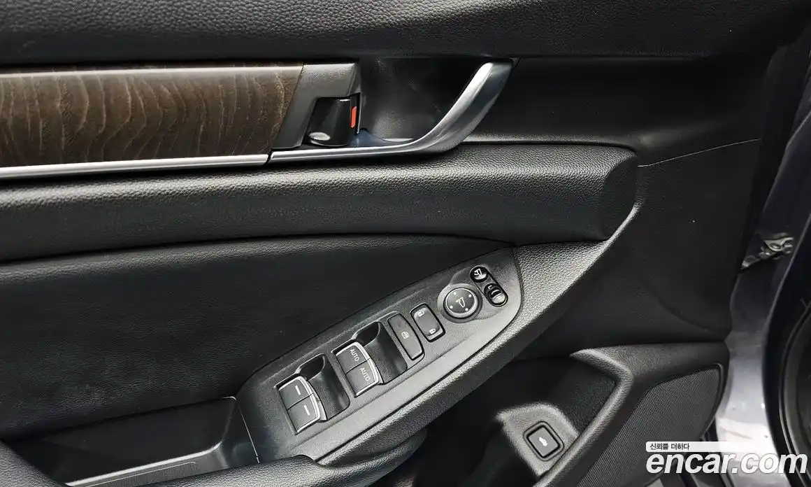 Honda Accord 2018 1.5 Автомат в Москве № 170533, фото 11