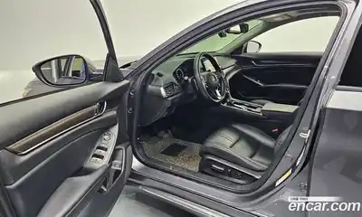 Honda Accord 2018 1.5 Автомат в Москве № 170533, миниатюра 5