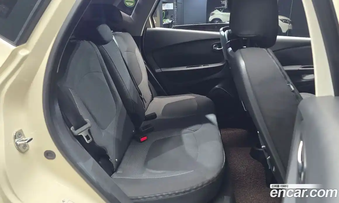 Renault QM3 2015 1.5 Автомат в Москве № 177532, фото 8