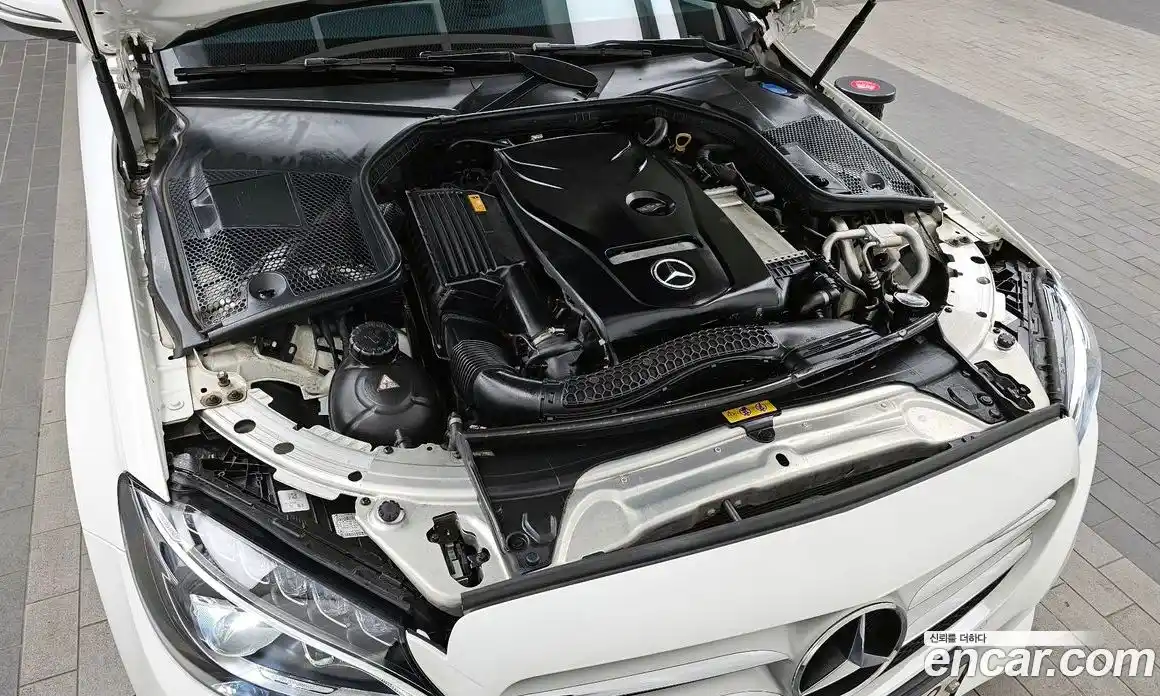 Mercedes-Benz C-Class 2018 2.0 Автомат в Москве № 178990, фото 20