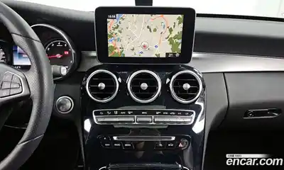 Mercedes-Benz C-Class 2018 2.0 Автомат в Москве № 178990, миниатюра 4