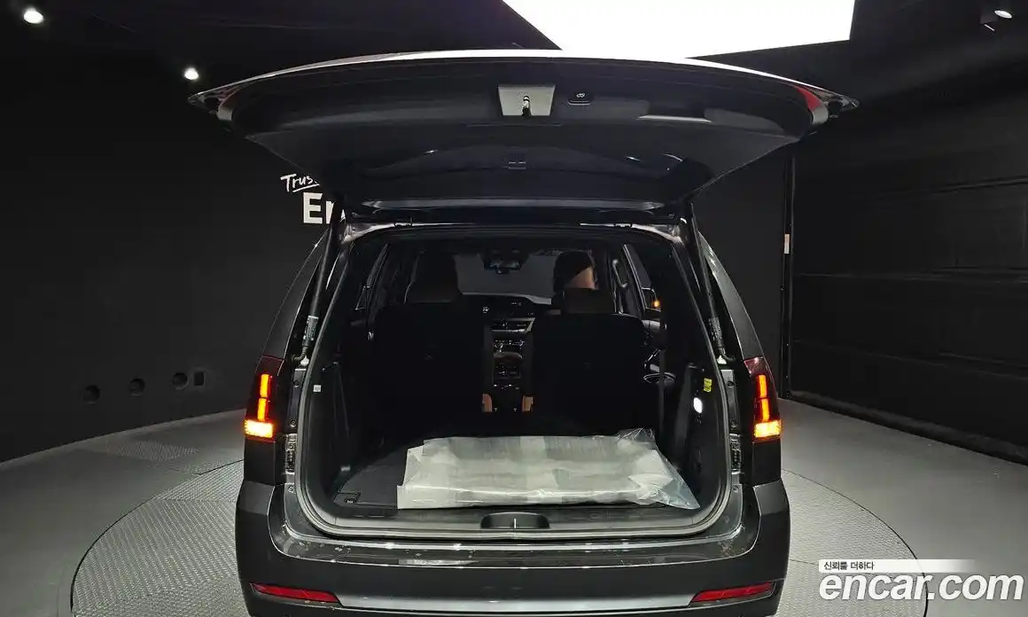 Kia Mohave 2023 3.0 Автомат в Москве № 18213, фото 20