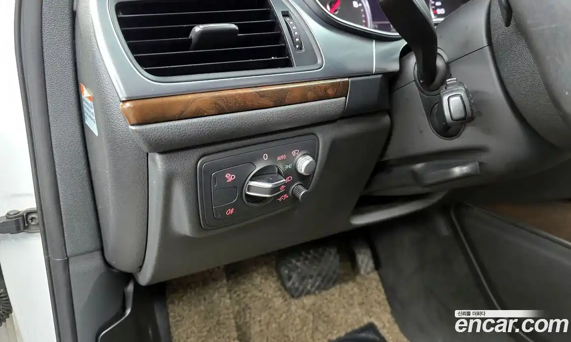 Audi A6 2015 3.0 Автомат в Москве № 182289, фото 13