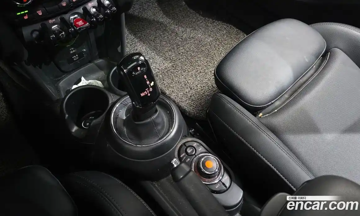 Mini Cooper 2021 1.5 Автомат в Москве № 185900, фото 11