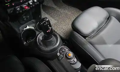 Mini Cooper 2021 1.5 Автомат в Москве № 185900, миниатюра 11