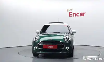 Mini Cooper 2021 1.5 Автомат в Москве № 185900, миниатюра 9