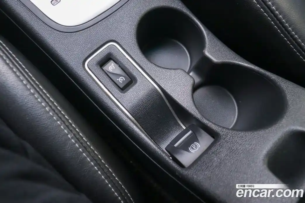 Renault SM3 2013 1.6 Автомат в Москве № 186428, фото 17