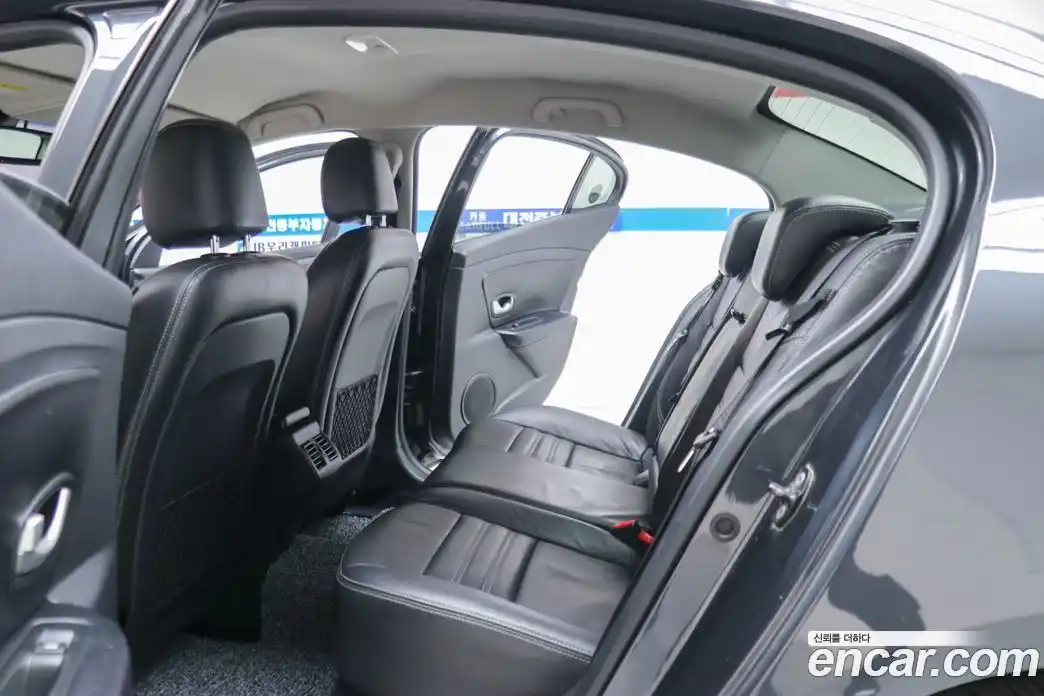 Renault SM3 2013 1.6 Автомат в Москве № 186428, фото 9