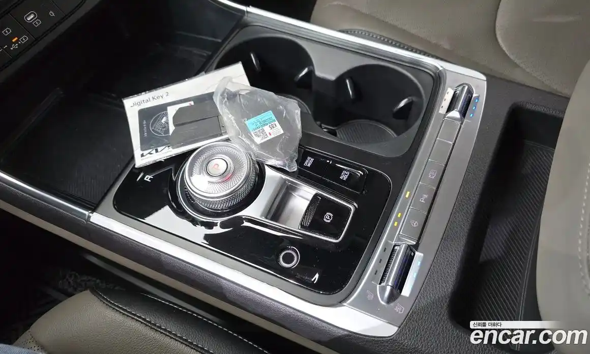 Kia Canival 2024 3.5 Автомат в Москве № 18664, фото 14