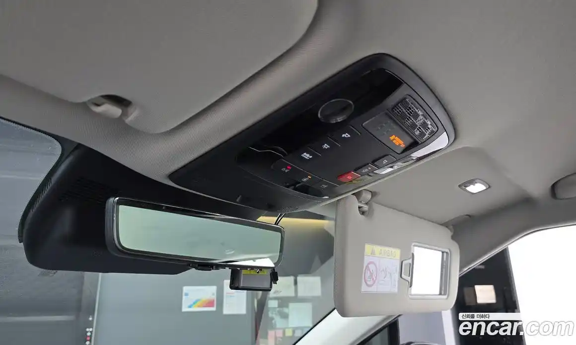 Kia Canival 2024 3.5 Автомат в Москве № 18664, фото 17