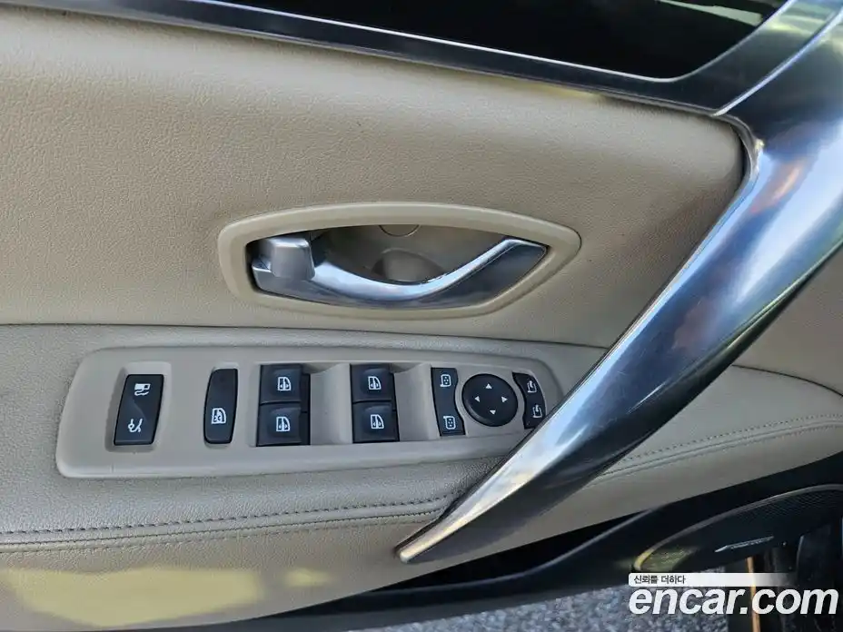 Renault SM7 2012 2.5 Автомат в Москве № 186708, фото 9