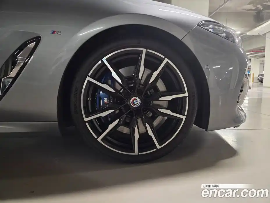 BMW 8-Series 2023 4.4 Автомат в Москве № 187927, фото 8