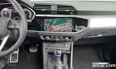 Audi Q3 2023 2.0 Автомат в Москве № 192376, миниатюра 3