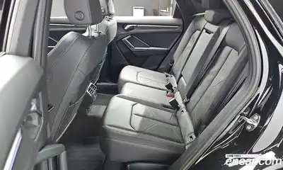 Audi Q3 2023 2.0 Автомат в Москве № 192376, миниатюра 5