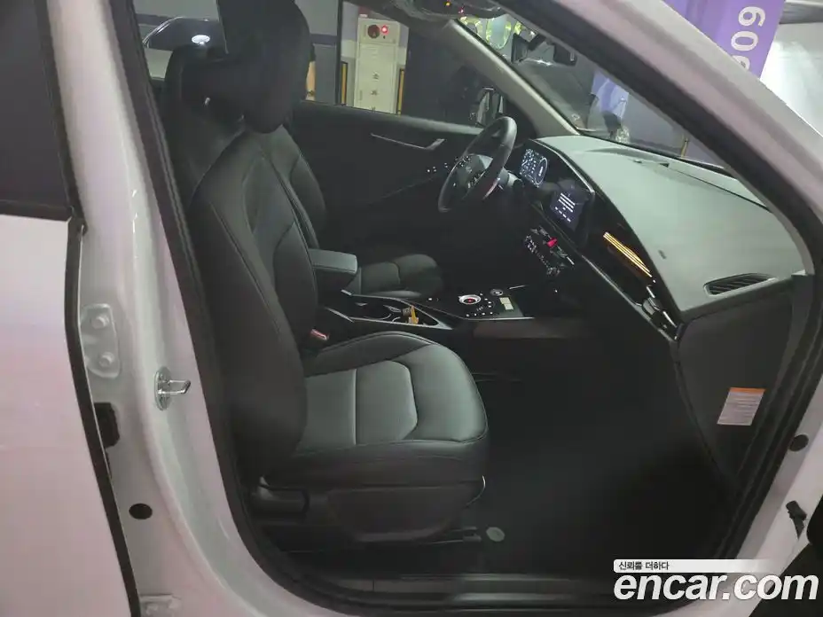 Kia Niro 2026 1.6 Автомат в Москве № 19380, фото 6