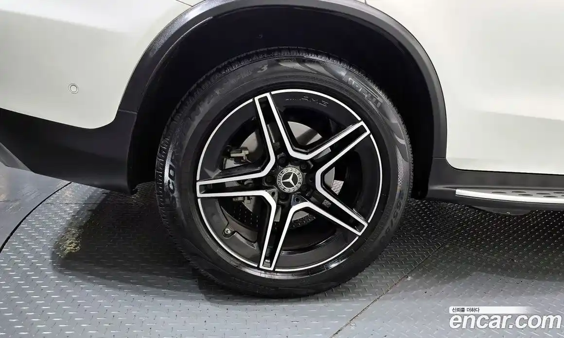 Mercedes-Benz GLC-Class 2023 2.0 Автомат в Москве № 194406, фото 13