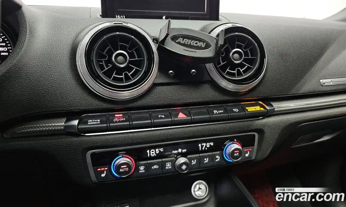 Audi A3 2018 2.0 Автомат в Москве № 195719, фото 12