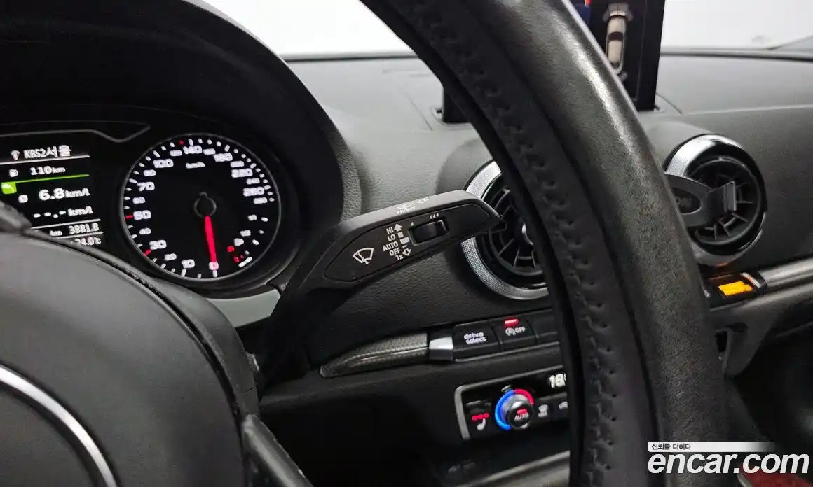 Audi A3 2018 2.0 Автомат в Москве № 195719, фото 17