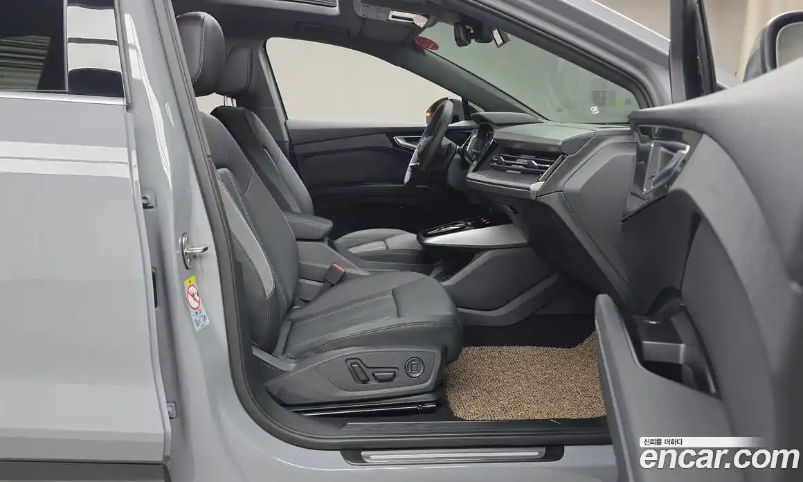 Audi Q4 e-tron 2025 0.2 Автомат в Москве № 195903, фото 3