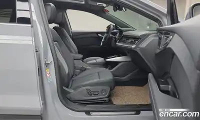 Audi Q4 e-tron 2025 0.2 Автомат в Москве № 195903, миниатюра 3