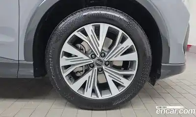 Audi Q4 e-tron 2025 0.2 Автомат в Москве № 195903, миниатюра 7