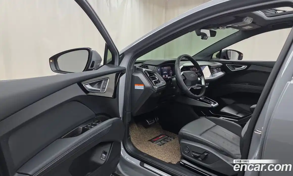 Audi Q4 e-tron 2025 0.2 Автомат в Москве № 195903, фото 8