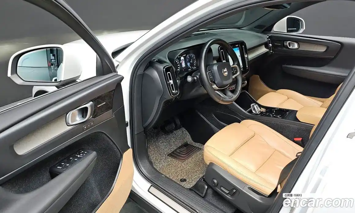 Volvo XC40 2020 2.0 Автомат в Москве № 197022, фото 12