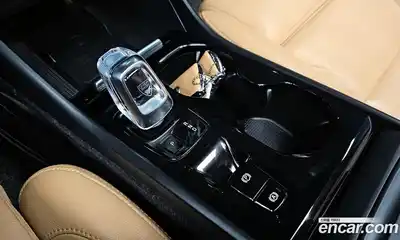 Volvo XC40 2020 2.0 Автомат в Москве № 197022, миниатюра 9