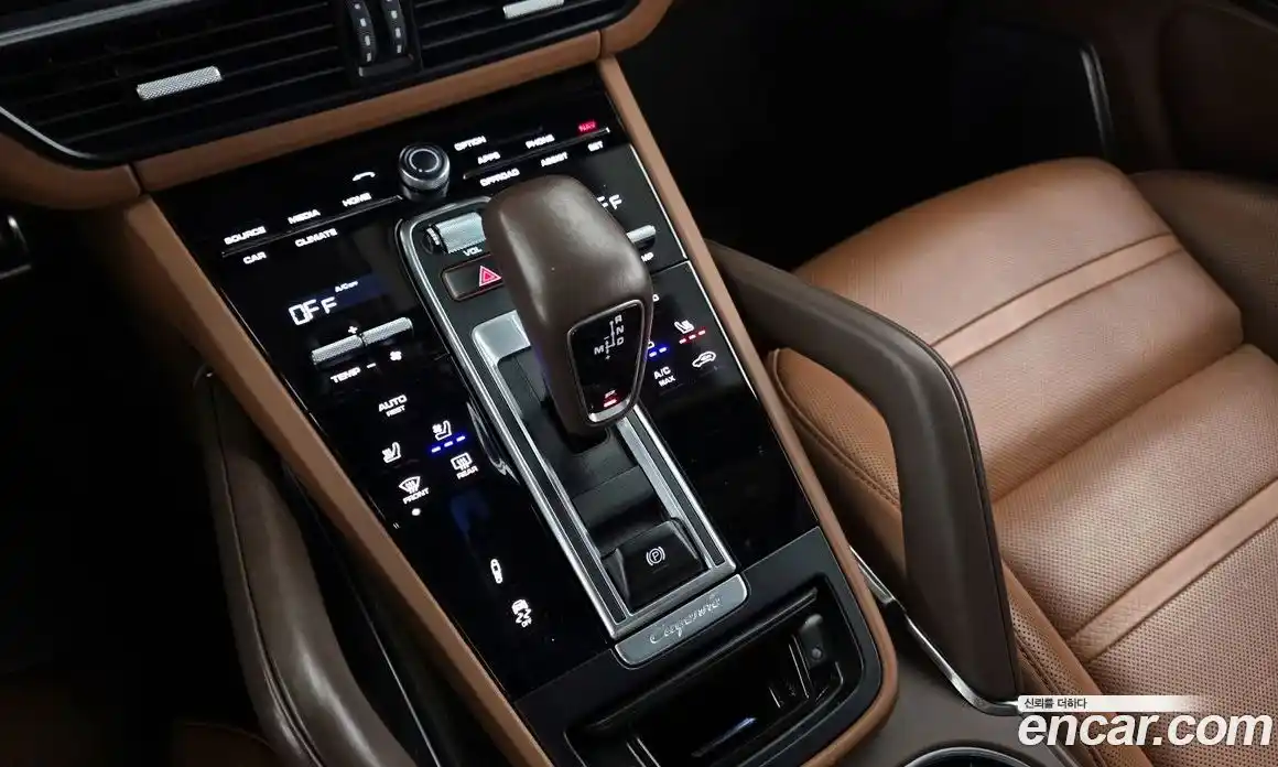 Porsche Cayenne 2021 4.0 Автомат в Москве № 197655, фото 18