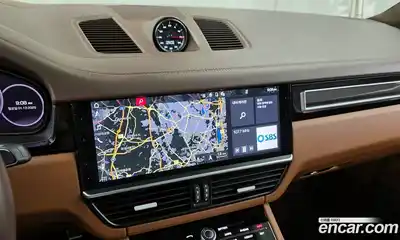 Porsche Cayenne 2021 4.0 Автомат в Москве № 197655, миниатюра 5