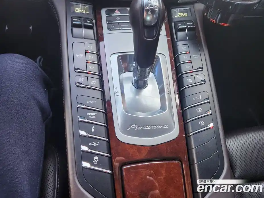 Porsche Panamera 2011 4.8 Автомат в Москве № 198006, фото 13