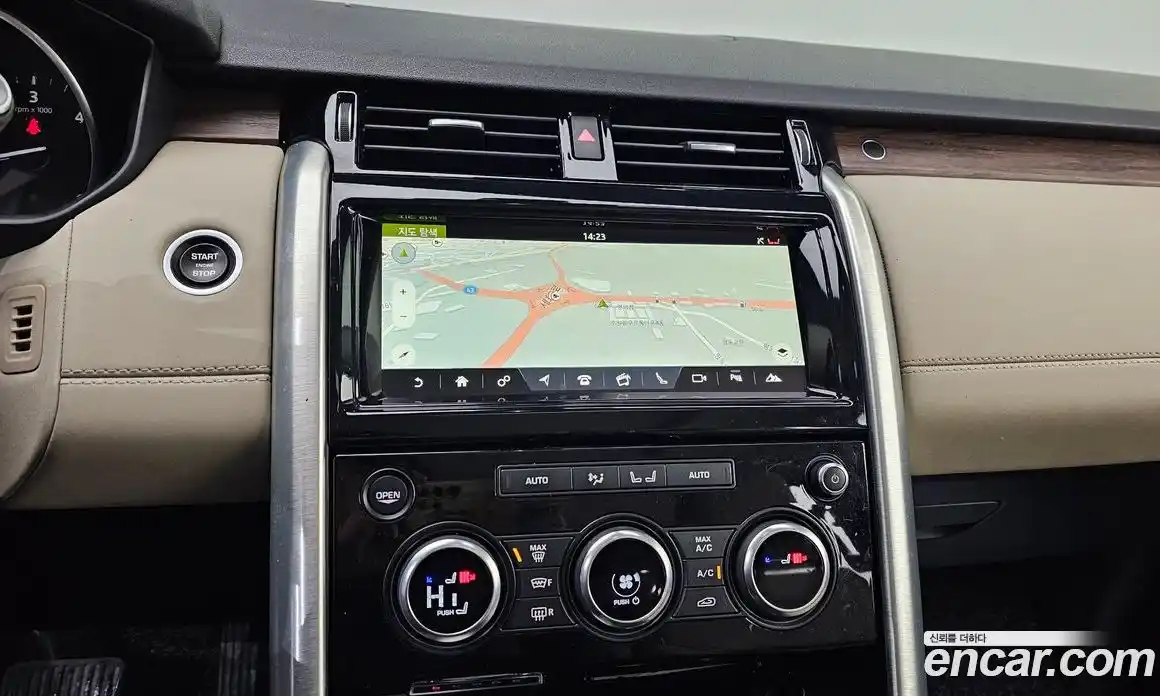 Land Rover Discovery 2017 3.0 Автомат в Москве № 198305, фото 14