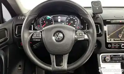 Volkswagen Touareg, 2012