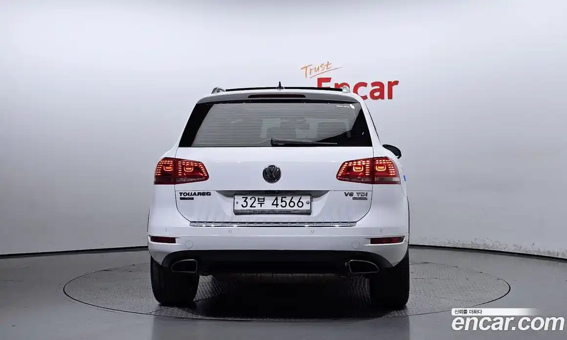 Volkswagen Touareg 2012 3.0 Автомат в Москве № 199210, фото 13