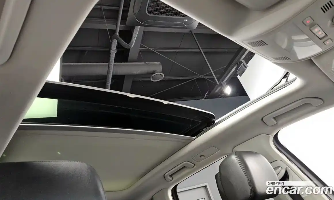 Volkswagen Touareg 2012 3.0 Автомат в Москве № 199210, фото 19