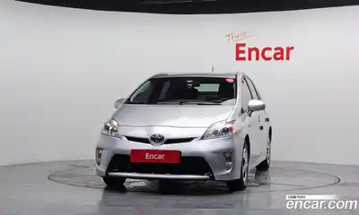 Toyota Prius 2012 1.8 Автомат в Москве № 199630, миниатюра 3