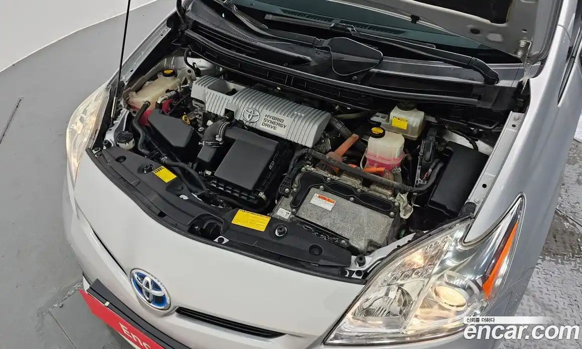 Toyota Prius 2012 1.8 Автомат в Москве № 199630, фото 6