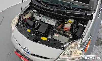 Toyota Prius 2012 1.8 Автомат в Москве № 199630, миниатюра 6