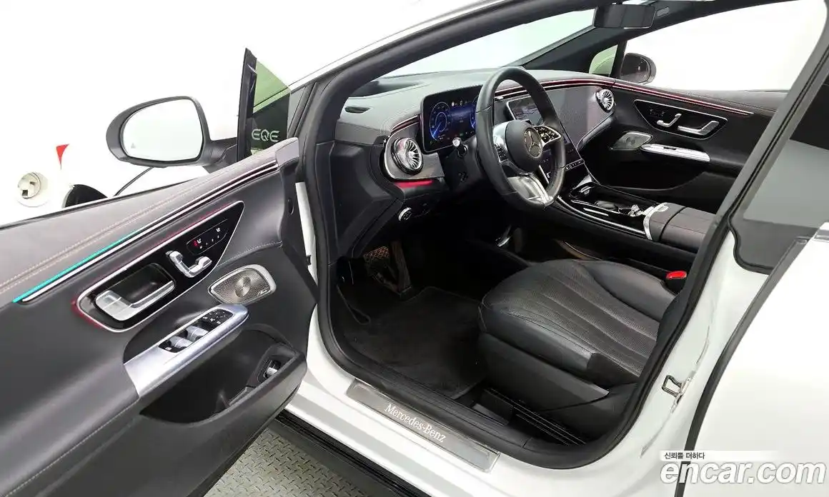 Mercedes-Benz EQE 2023 0.3 Автомат в Москве № 203253, фото 17