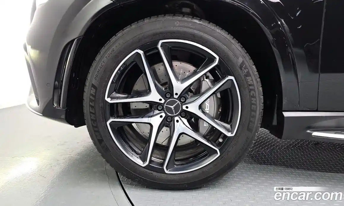 Mercedes-Benz GLE-Class 2023 3.0 Автомат в Москве № 206190, фото 5