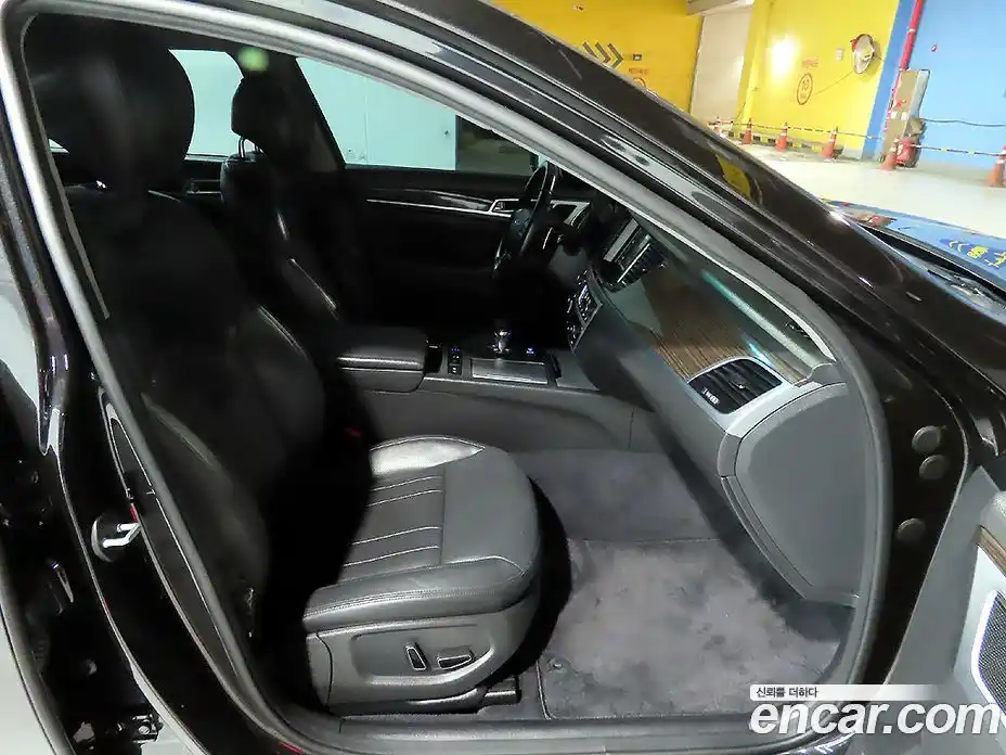 Genesis G80 2019 3.3 Автомат в Москве № 206880, фото 12