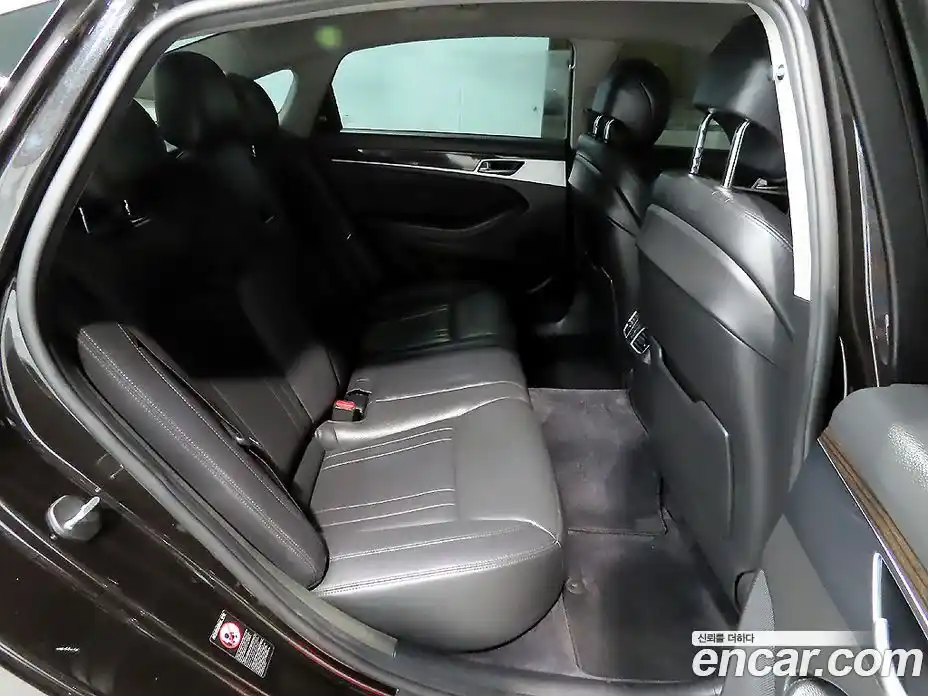 Genesis G80 2019 3.3 Автомат в Москве № 206880, фото 20