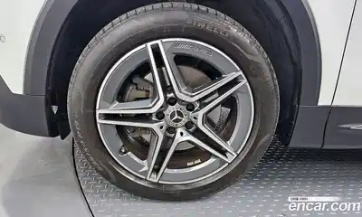 Mercedes-Benz GLB-Class 2022 2.0 Автомат в Москве № 207047, миниатюра 4