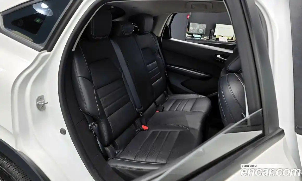 Renault XM3 2023 1.6 Автомат в Москве № 207101, фото 12