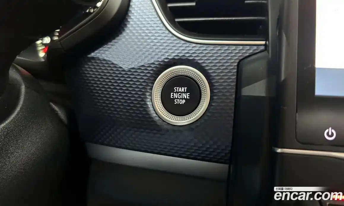 Renault XM3 2023 1.6 Автомат в Москве № 207101, фото 19