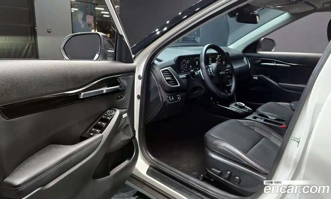 Kia Seltos 2024 1.6 Автомат в Москве № 20736, фото 11