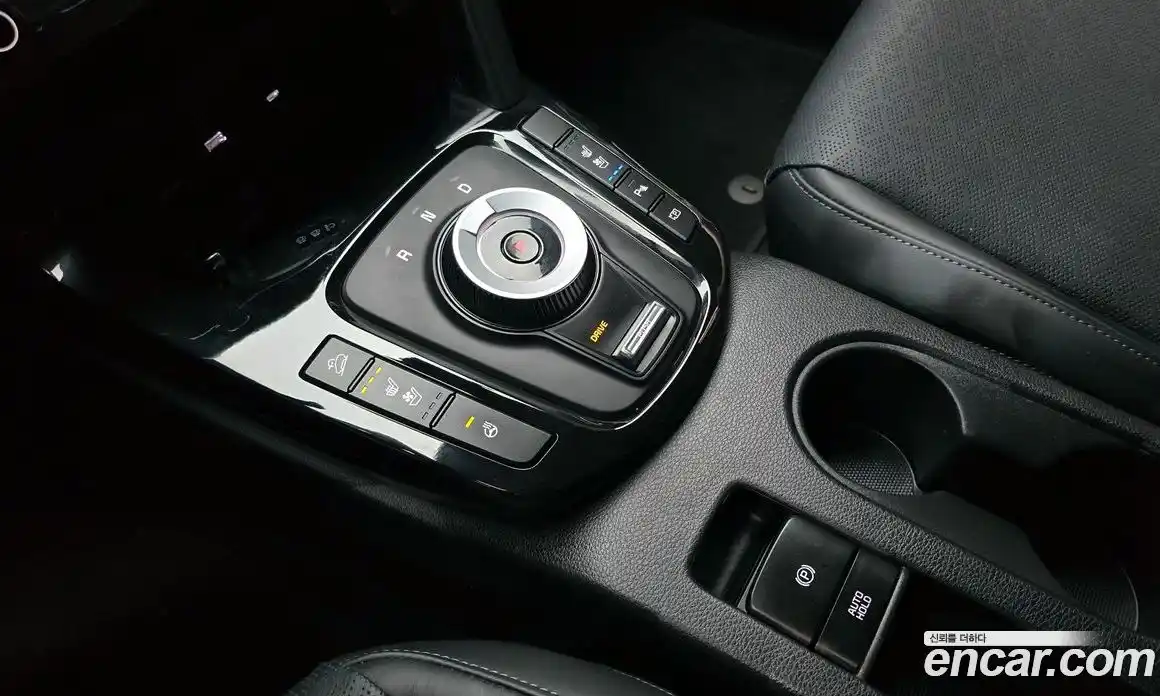 Kia Seltos 2024 1.6 Автомат в Москве № 20736, фото 9