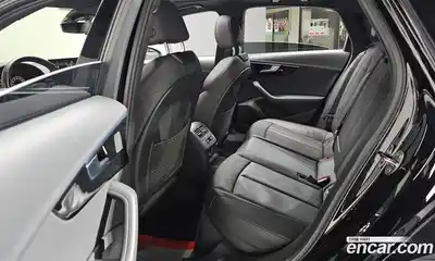 Audi A4 2021 2.0 Автомат в Москве № 212294, миниатюра 2