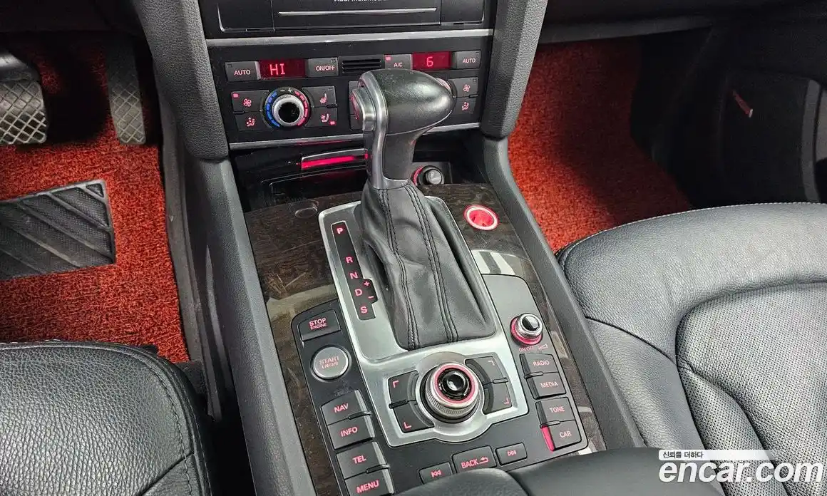 Audi Q7 2015 3.0 Автомат в Москве № 212534, фото 9